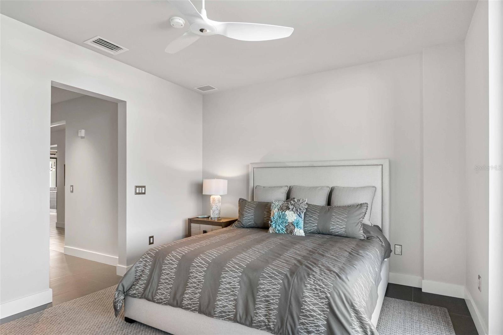 A4645607 Property Photo