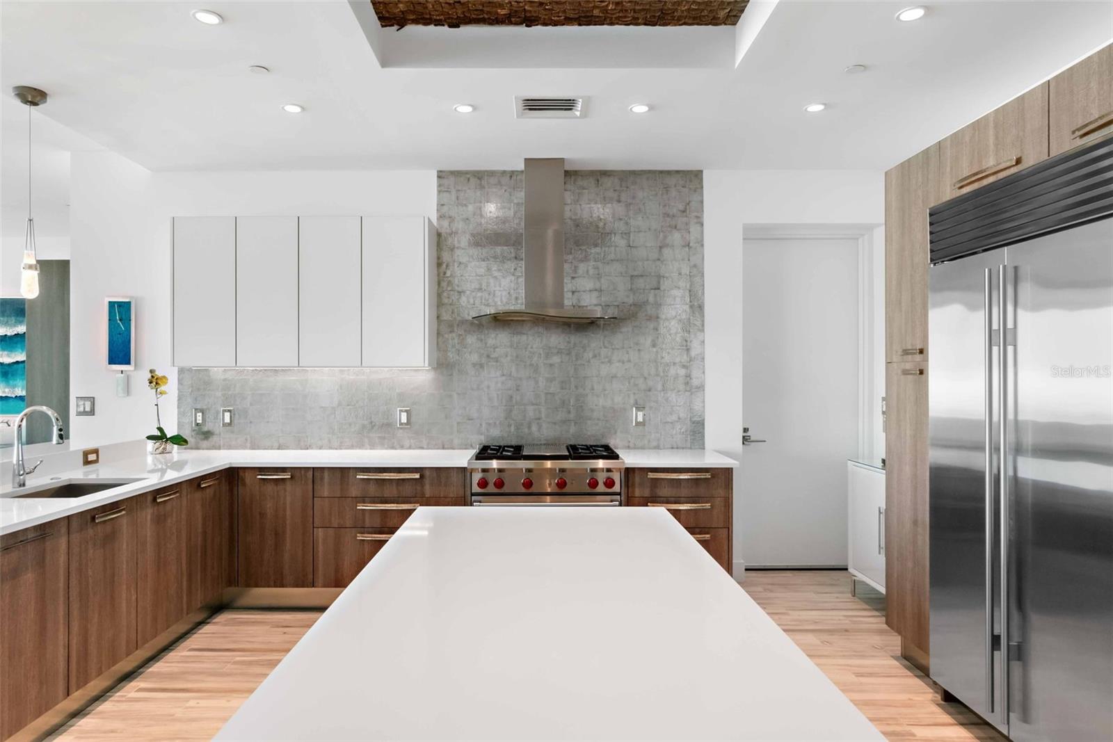 A4645607 Property Photo