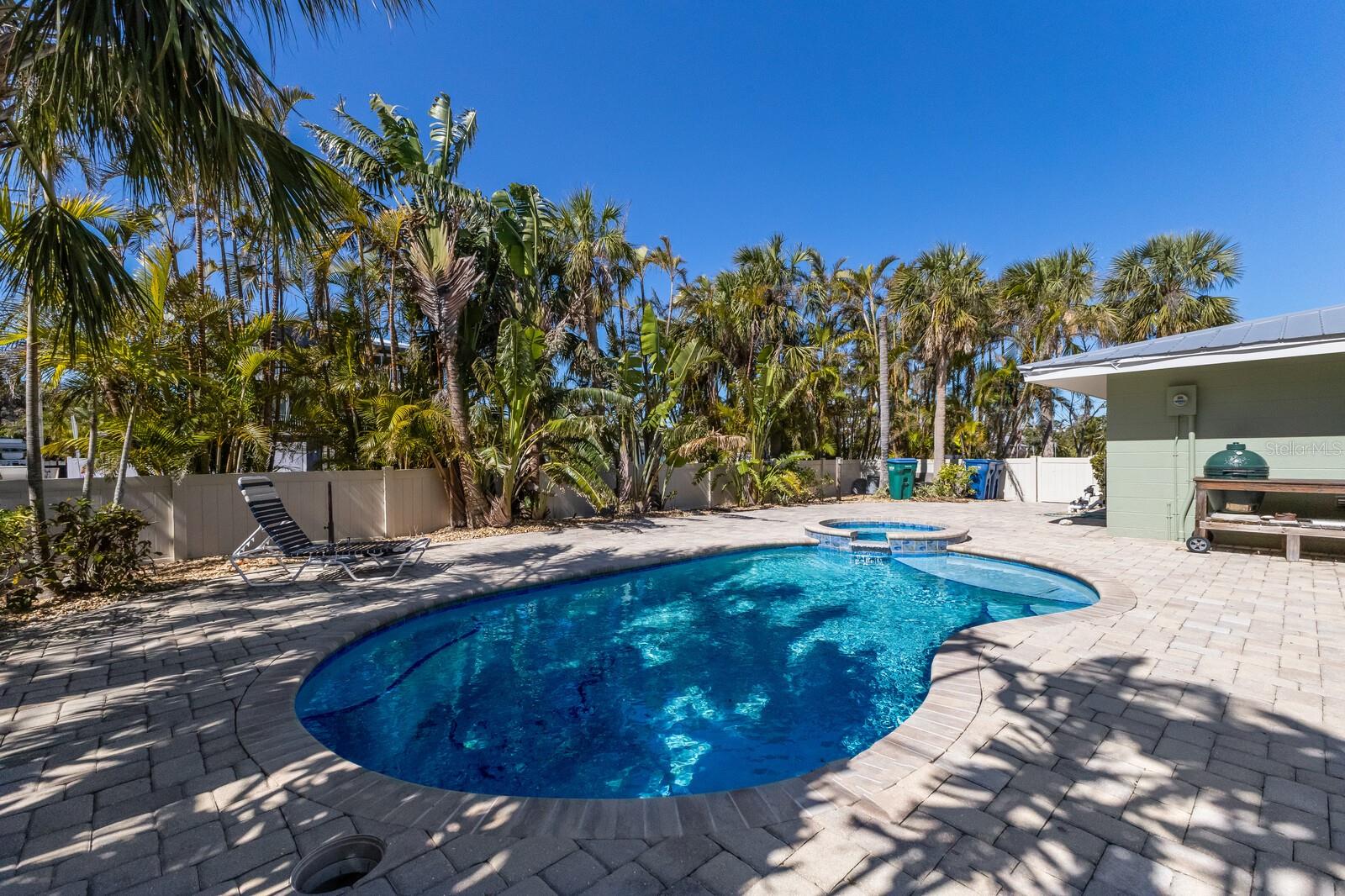 401 73RD ST, HOLMES BEACH, FL, 34217