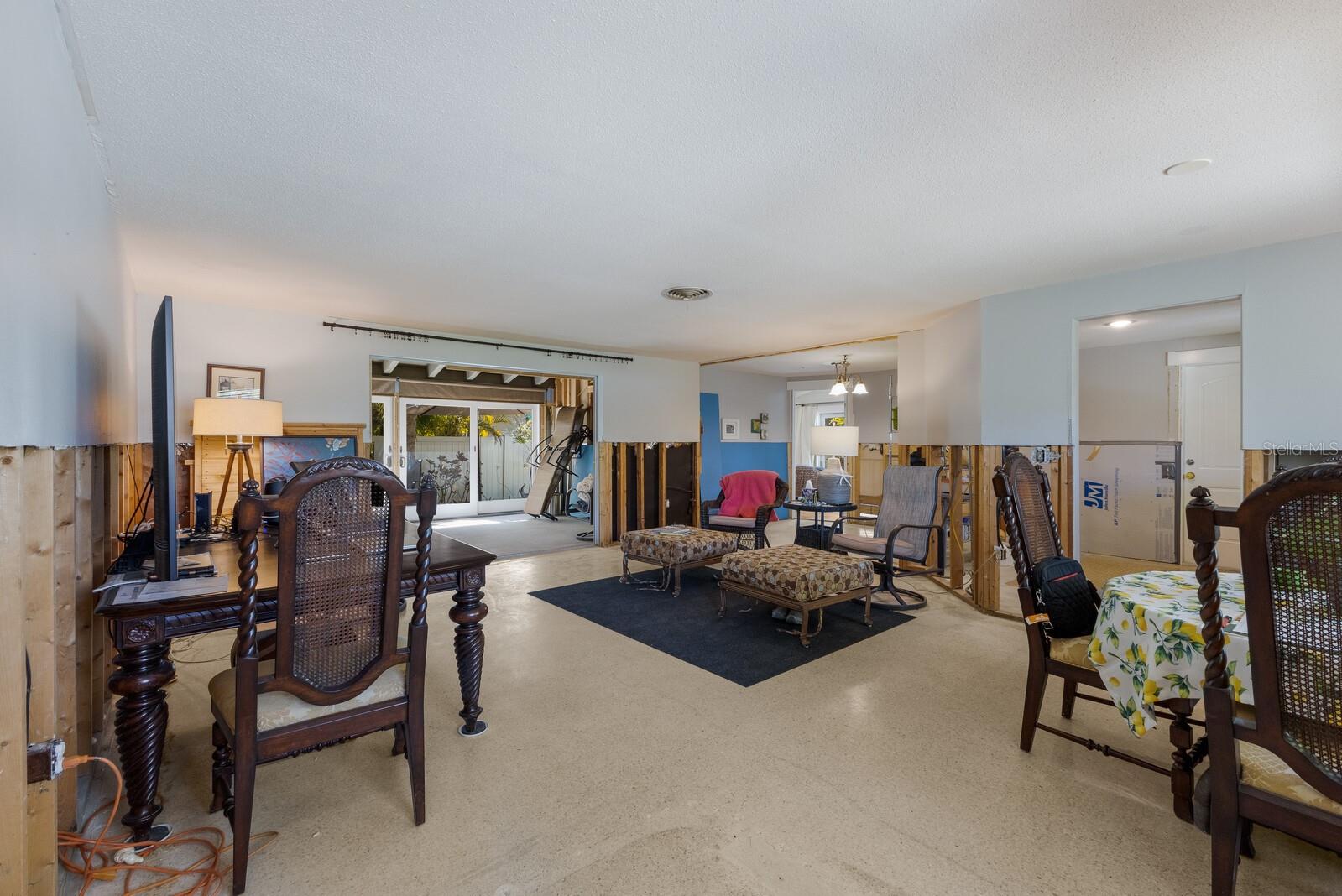 401 73RD ST, HOLMES BEACH, FL, 34217