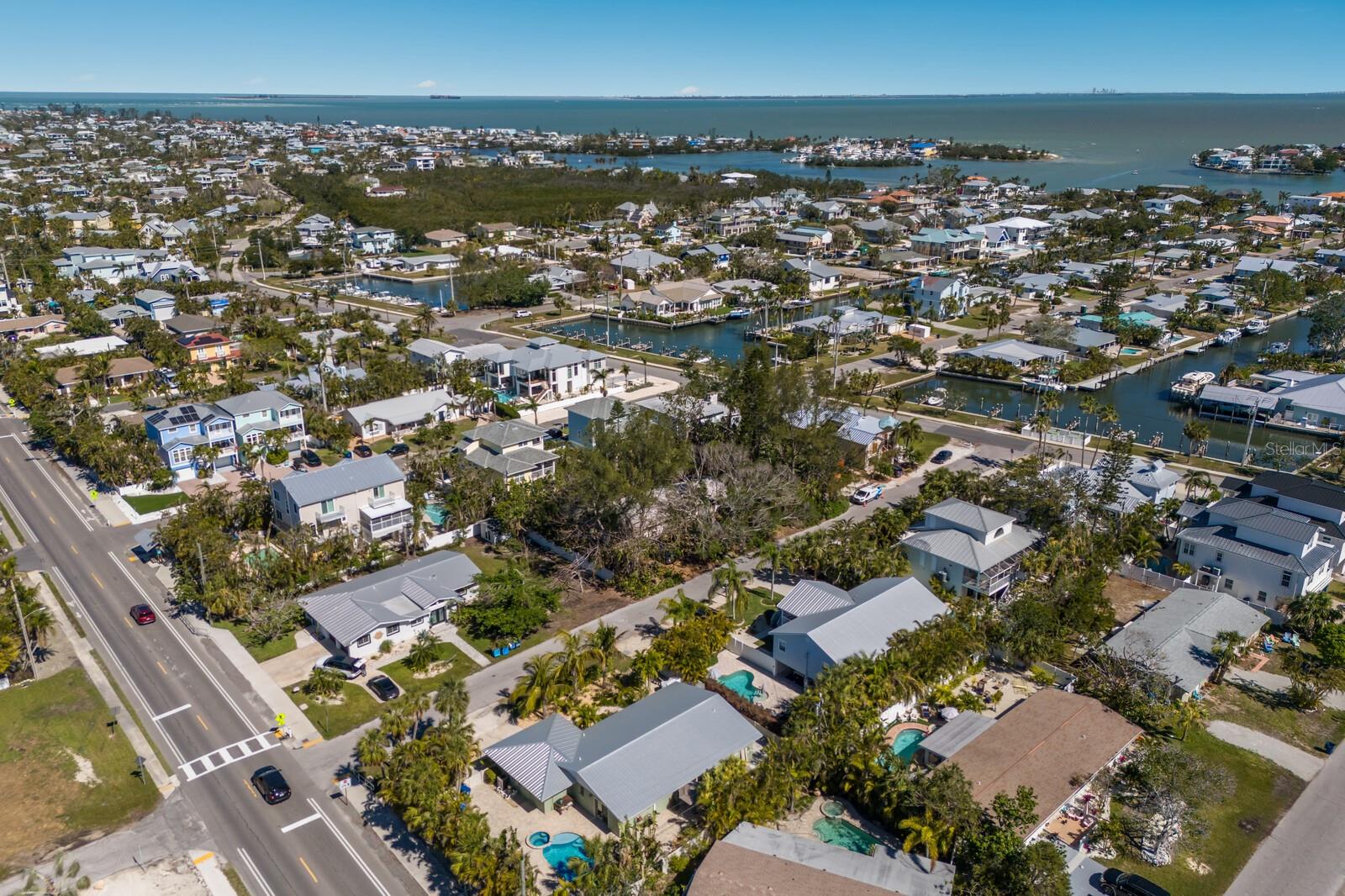 401 73RD ST, HOLMES BEACH, FL, 34217