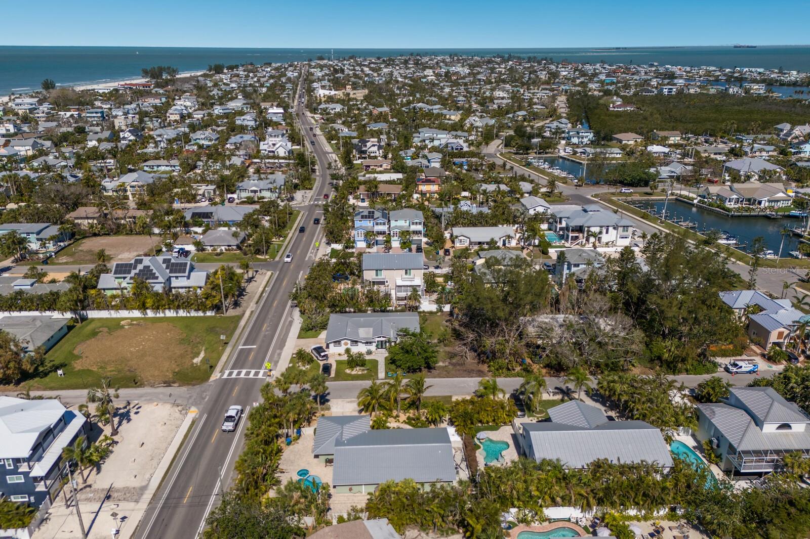 401 73RD ST, HOLMES BEACH, FL, 34217