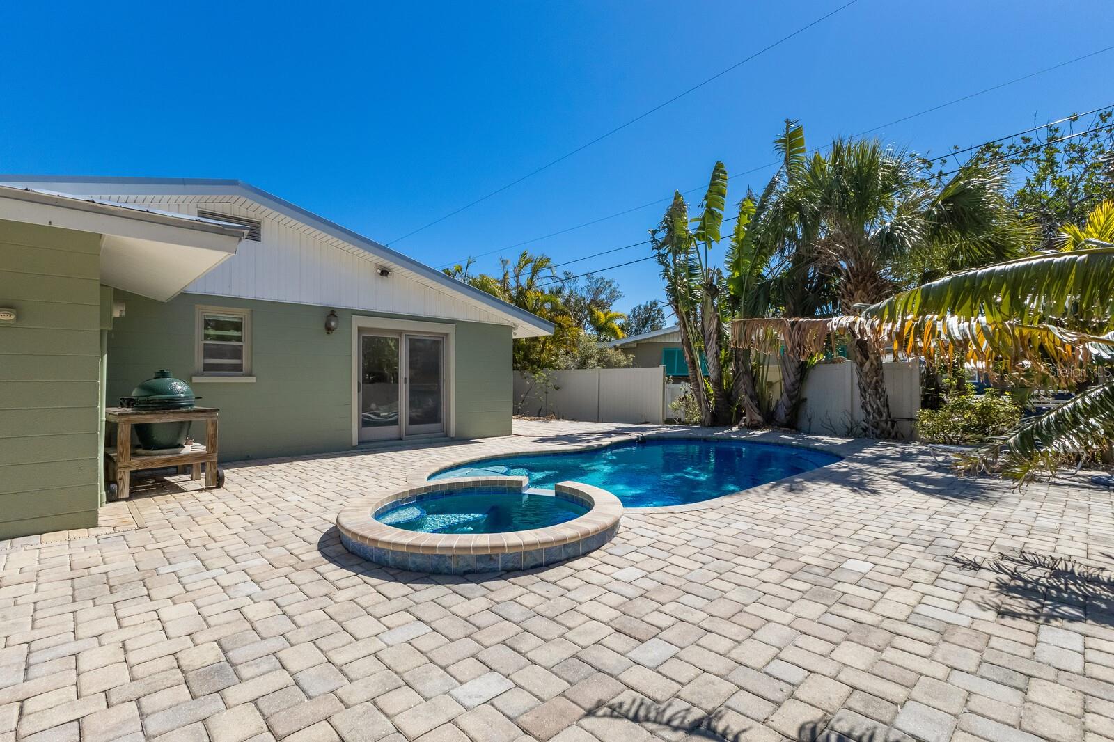 401 73RD ST, HOLMES BEACH, FL, 34217