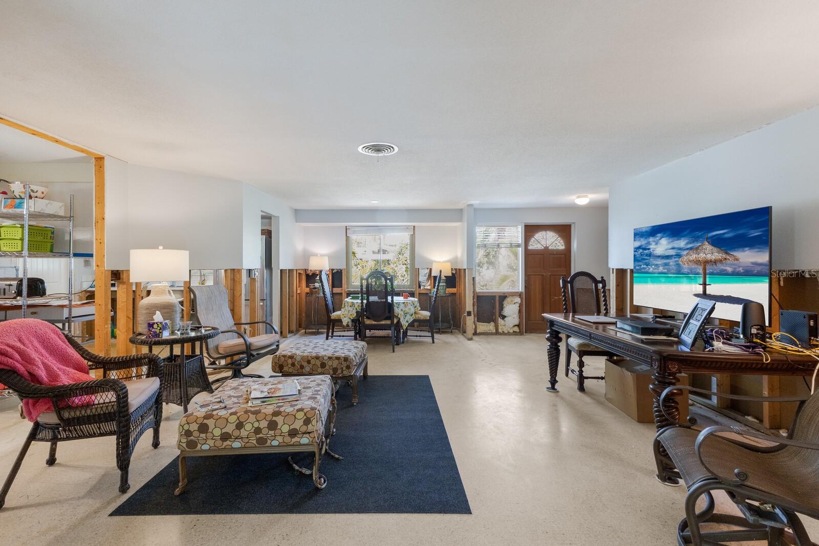 401 73RD ST, HOLMES BEACH, FL, 34217