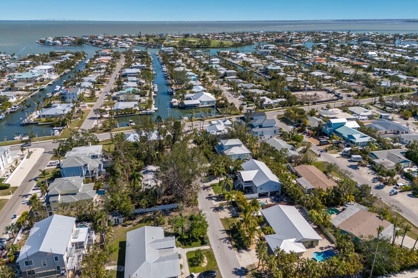 401 73RD ST, HOLMES BEACH, FL, 34217