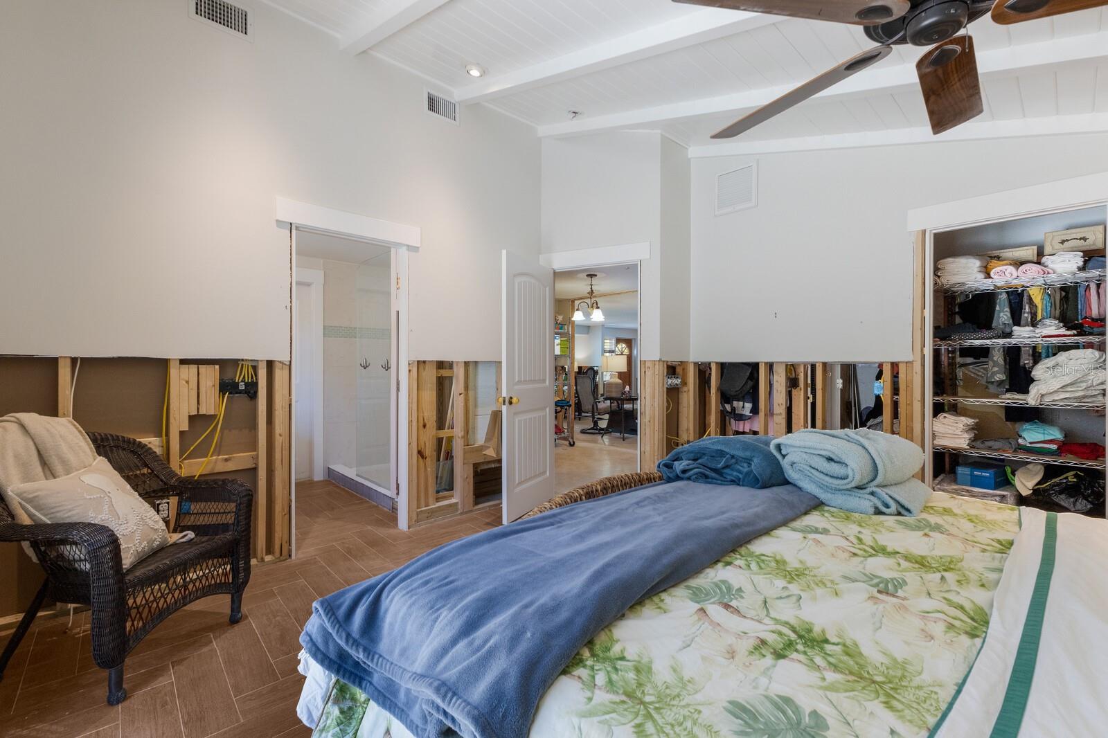 401 73RD ST, HOLMES BEACH, FL, 34217