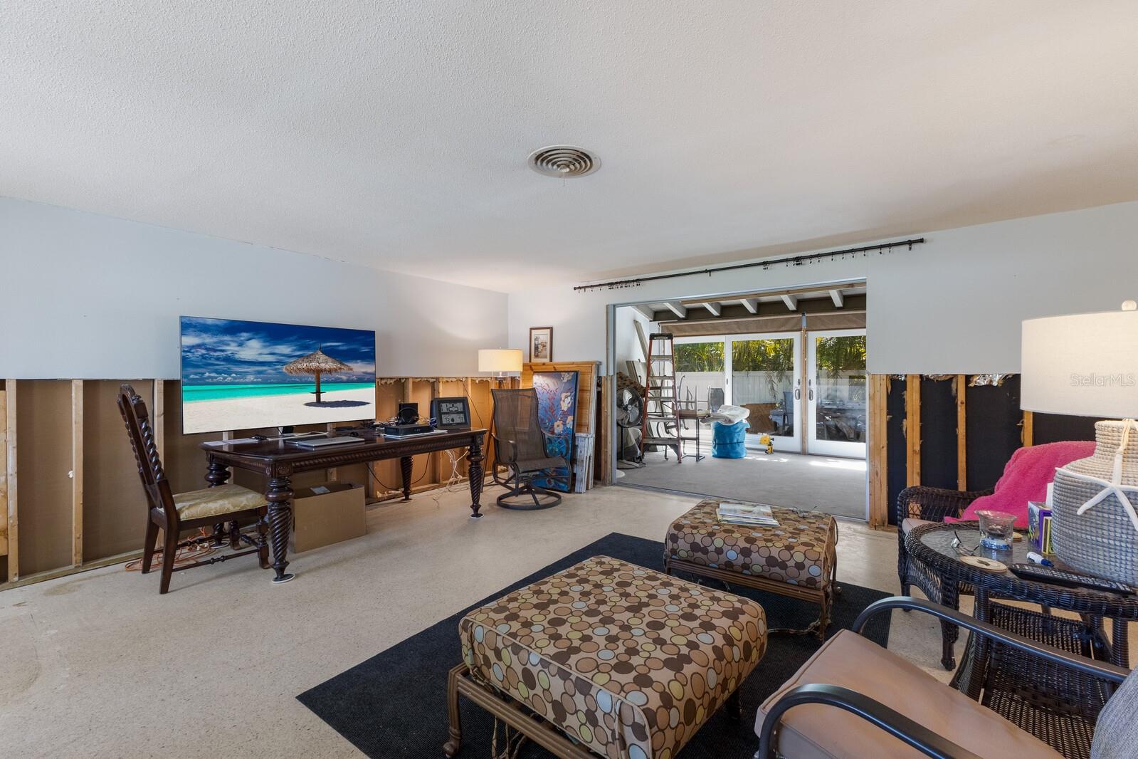 401 73RD ST, HOLMES BEACH, FL, 34217