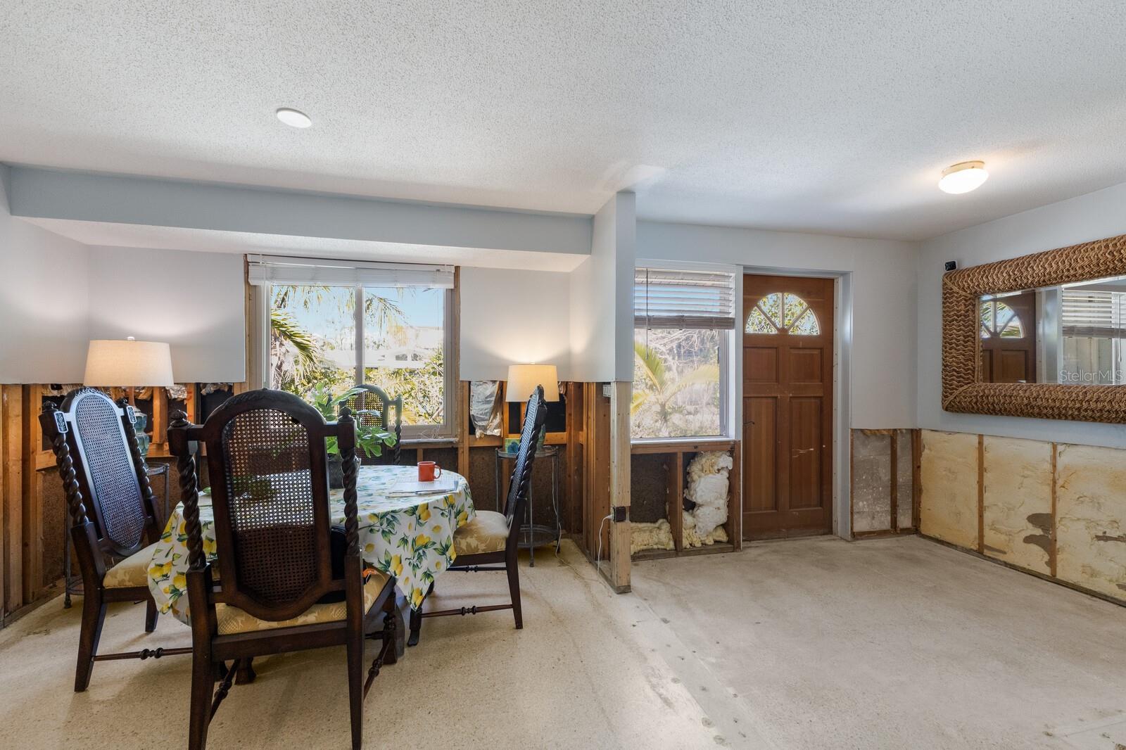 401 73RD ST, HOLMES BEACH, FL, 34217