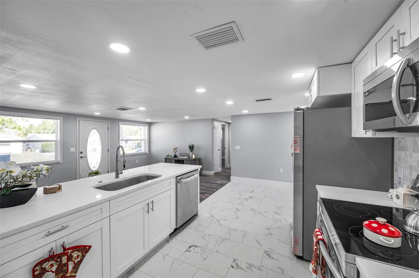 5233 IDLEWILD ST, NEW PORT RICHEY, FL, 34653