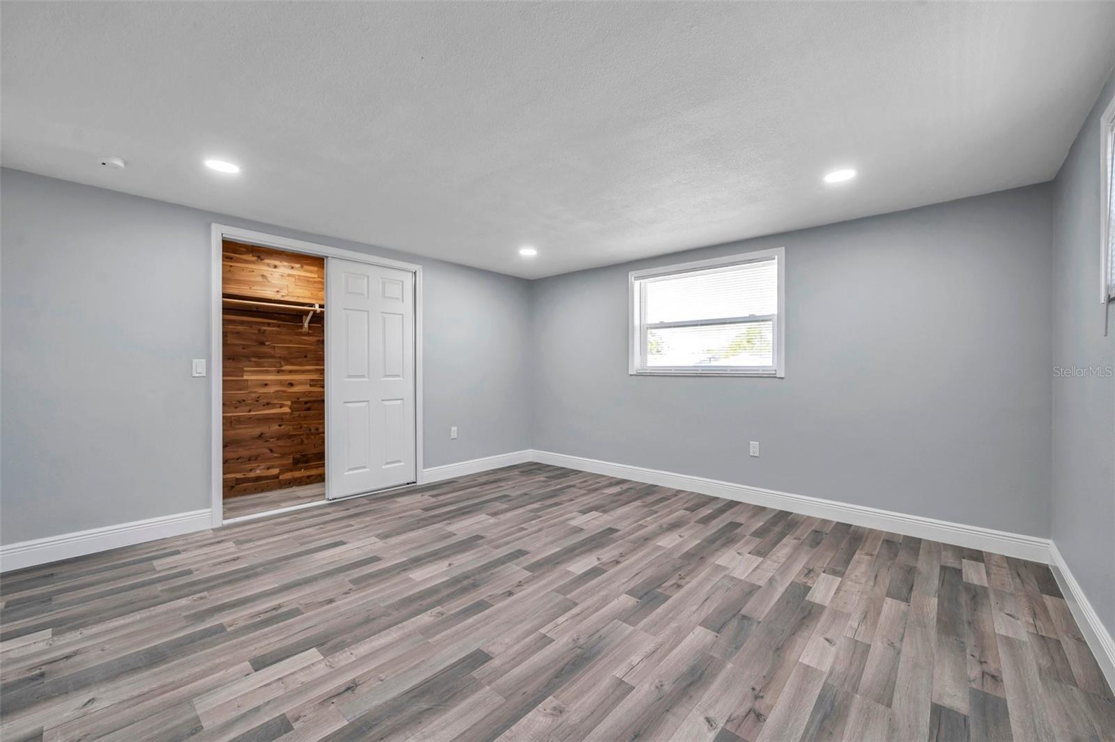 5233 IDLEWILD ST, NEW PORT RICHEY, FL, 34653