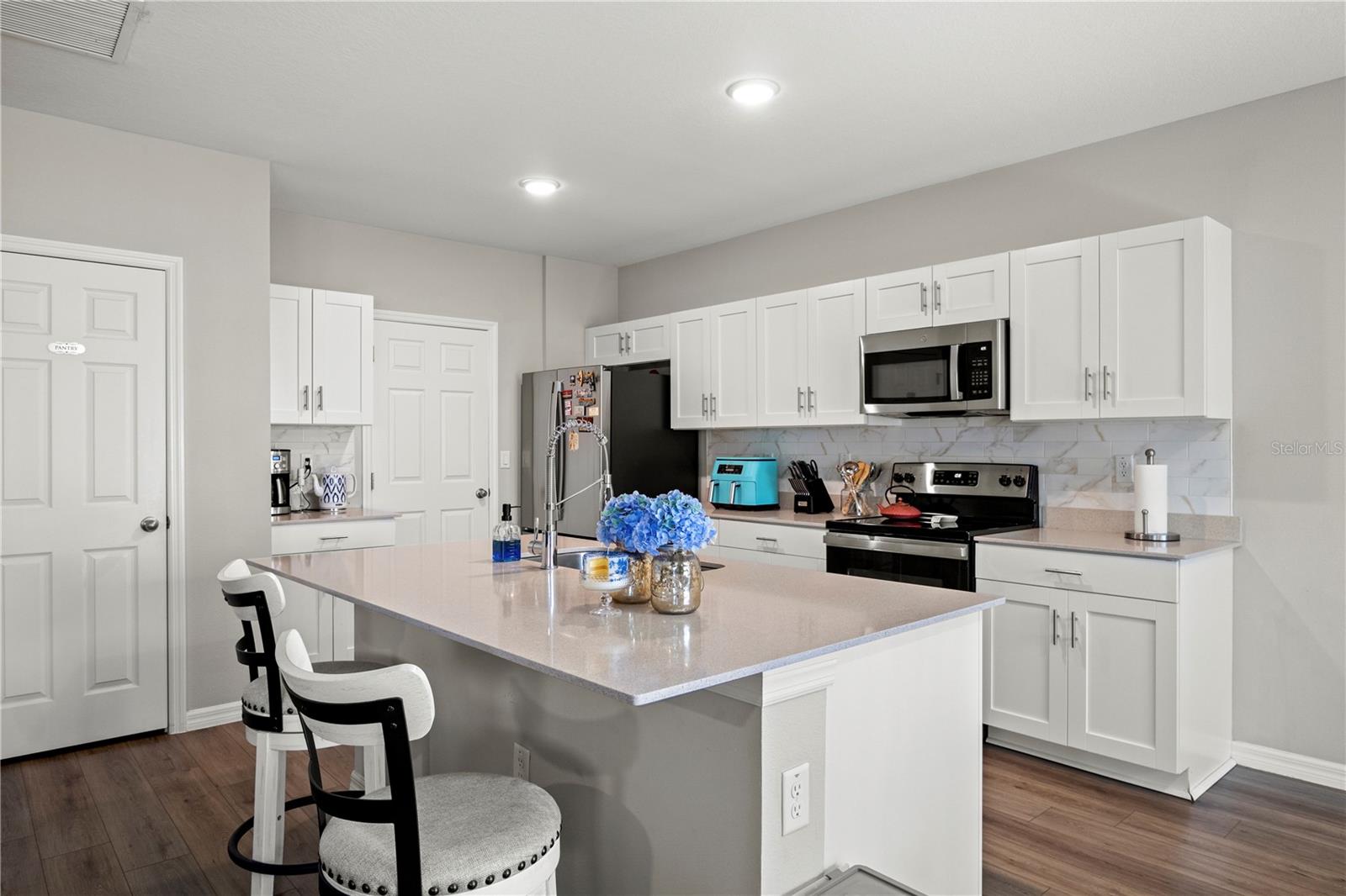 7580 FREESIA TRCE, WESLEY CHAPEL, FL, 33545