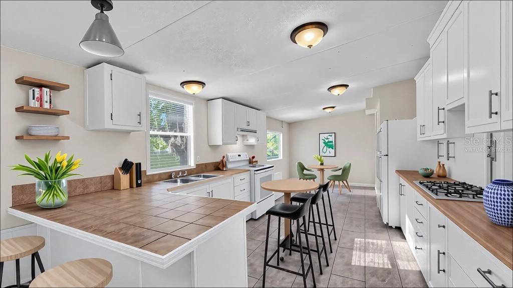 8638 GIBSON OAKS DR, LAKELAND, FL, 33809