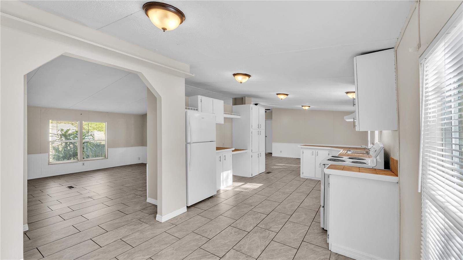 8638 GIBSON OAKS DR, LAKELAND, FL, 33809