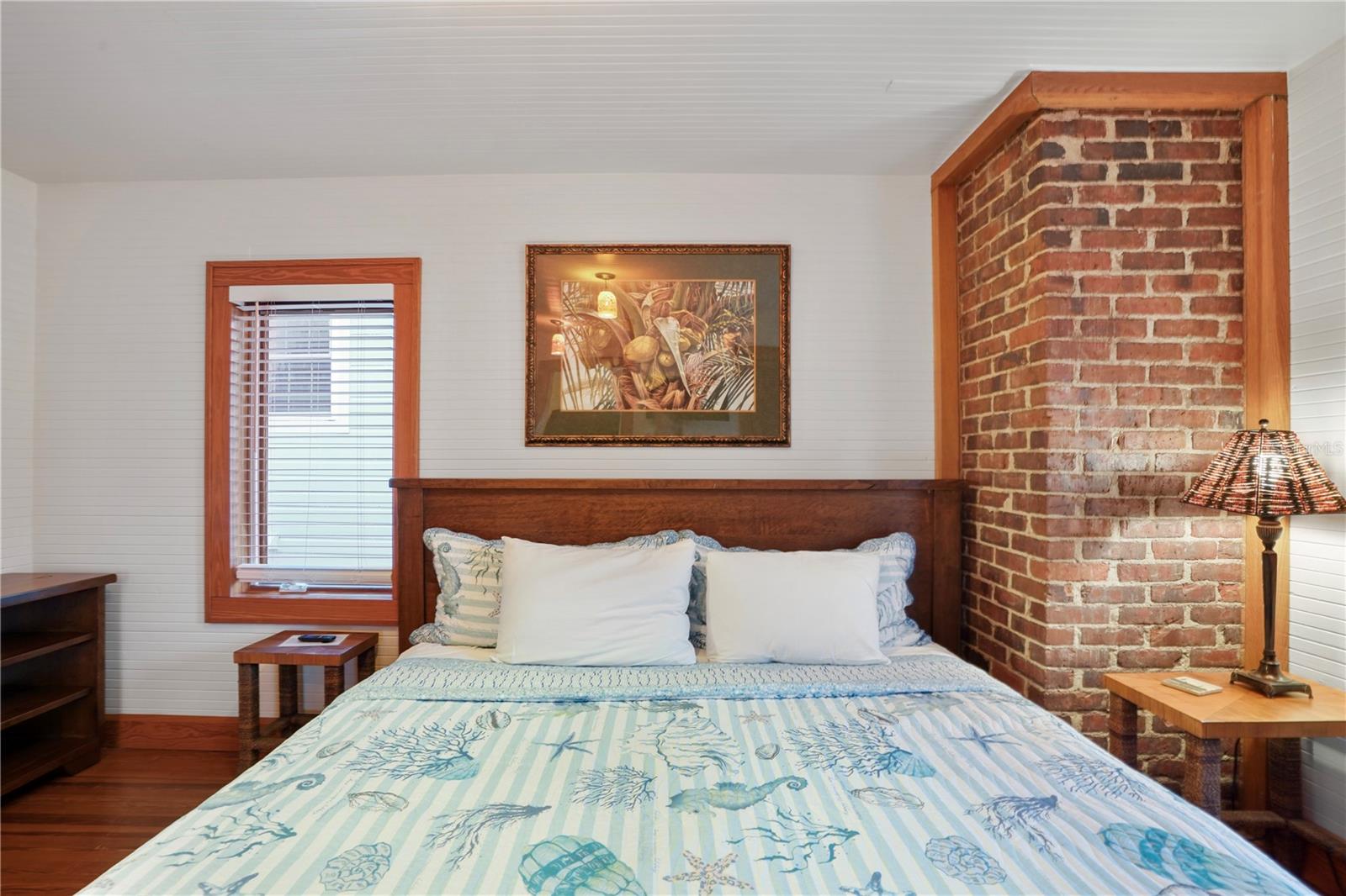 TB8364676 Property Photo