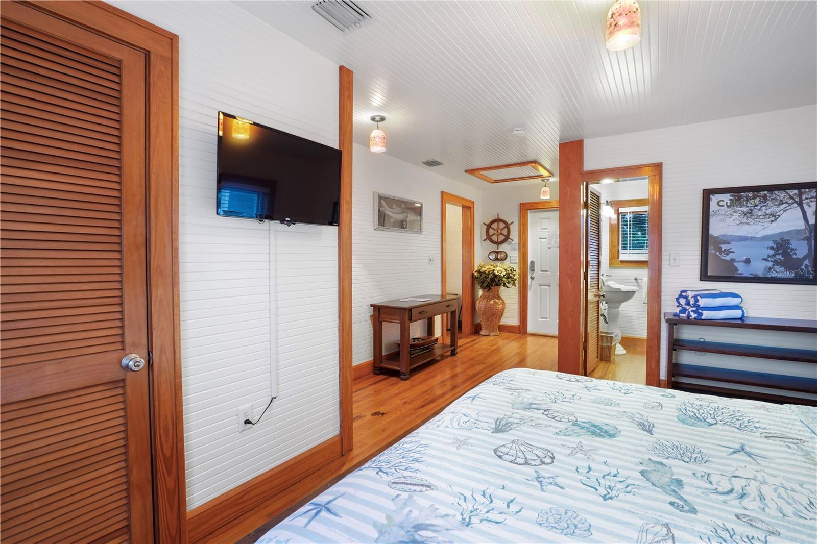 702 PASS A GRILLE WAY, ST PETE BEACH, FL, 33706