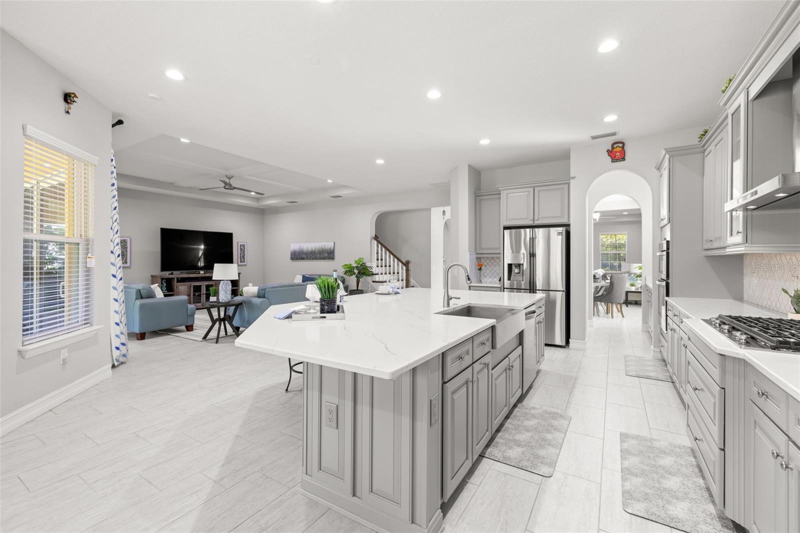17915 BARN CLOSE DR, LUTZ, FL, 33559