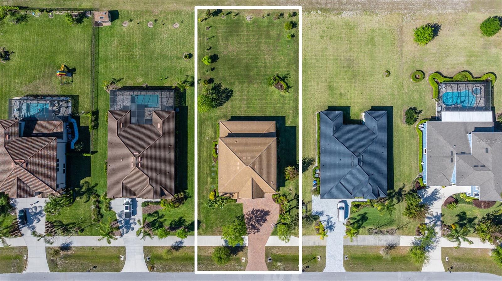 17915 BARN CLOSE DR, LUTZ, FL, 33559