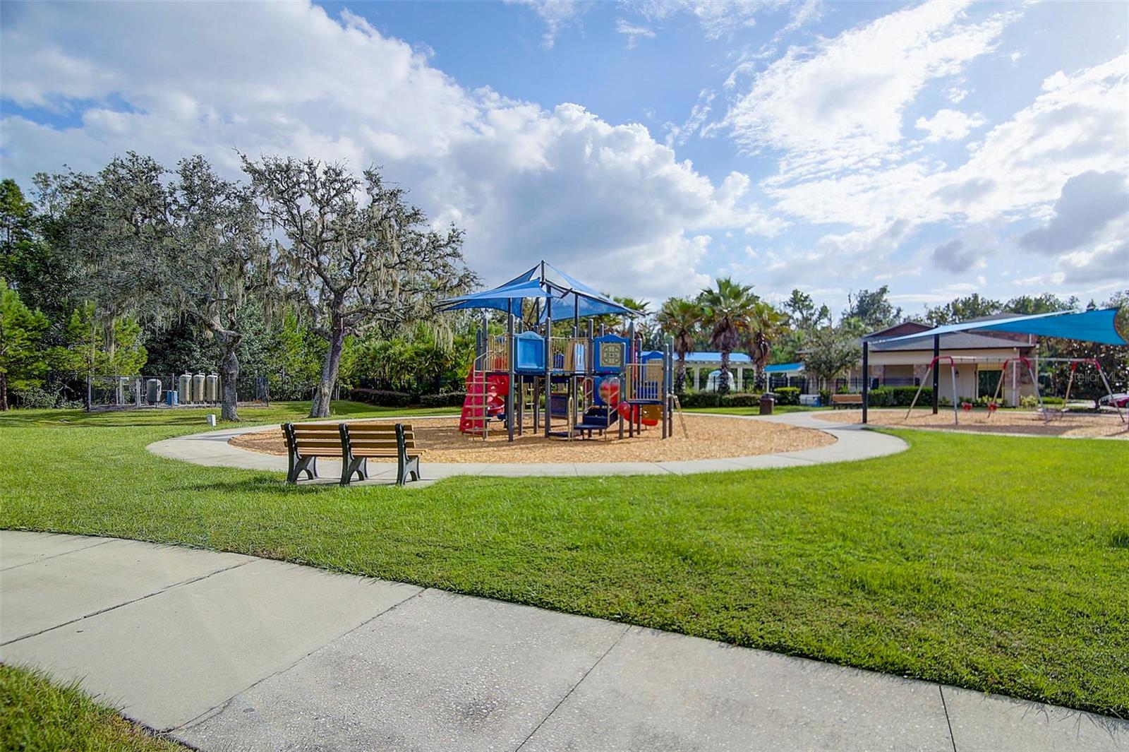 17915 BARN CLOSE DR, LUTZ, FL, 33559