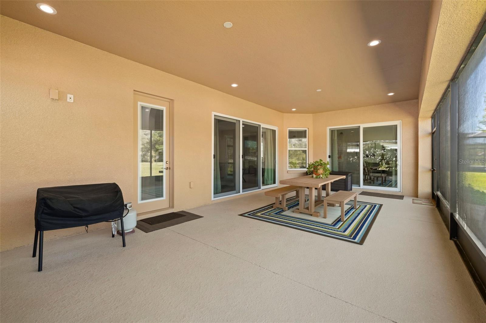 17915 BARN CLOSE DR, LUTZ, FL, 33559