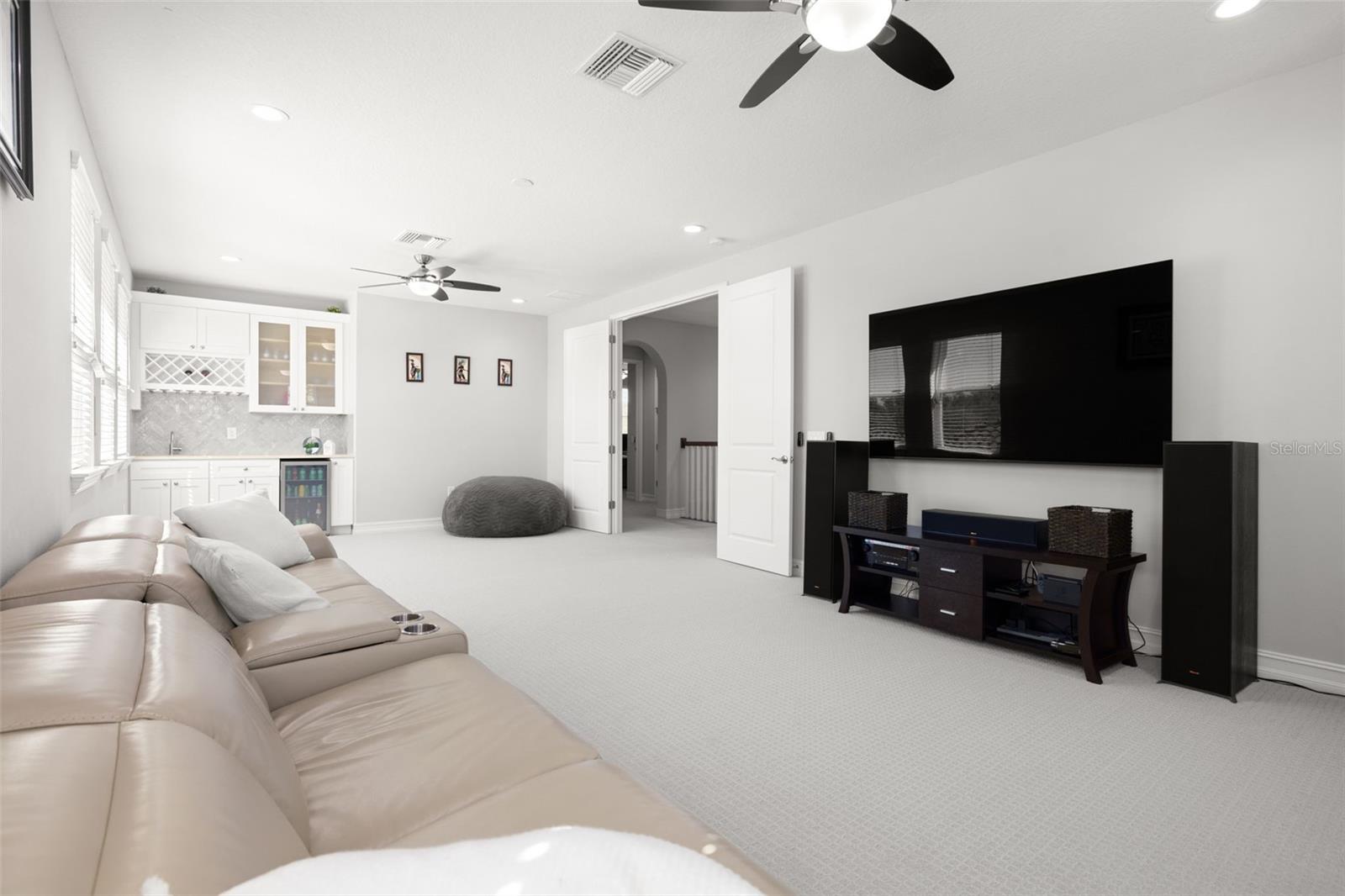 17915 BARN CLOSE DR, LUTZ, FL, 33559
