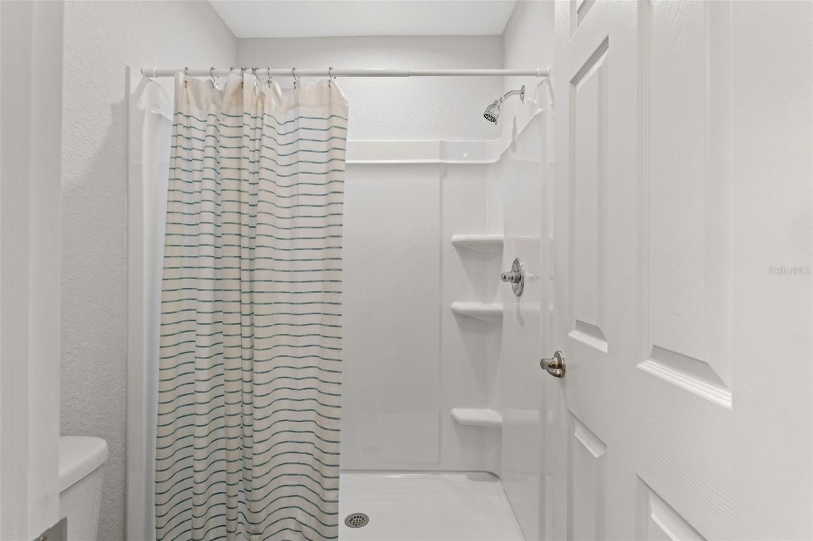 405 FISHER RD, OCKLAWAHA, FL, 32179