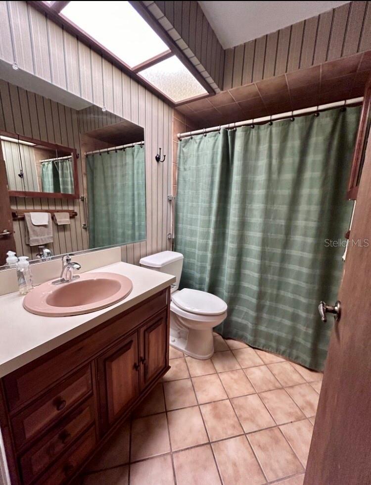 2114 INDIAN AVE N, BELLEAIR BLUFFS, FL, 33770