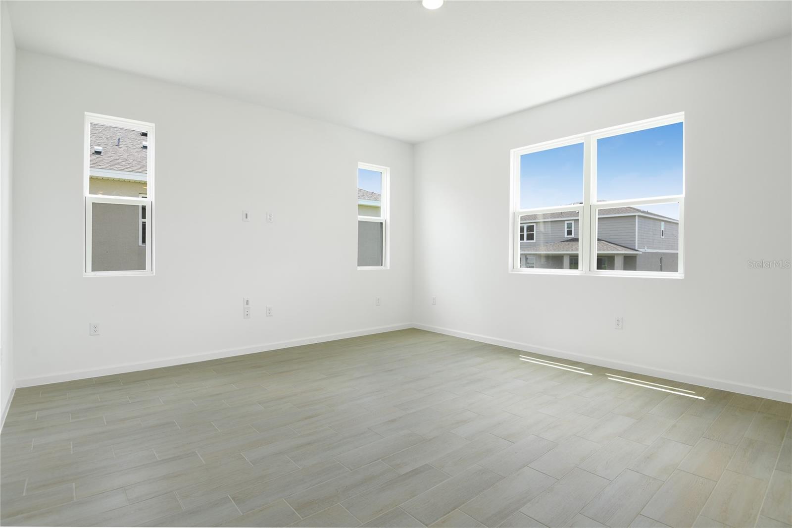 1130 OLIVINE AVE, DUNDEE, FL, 33838