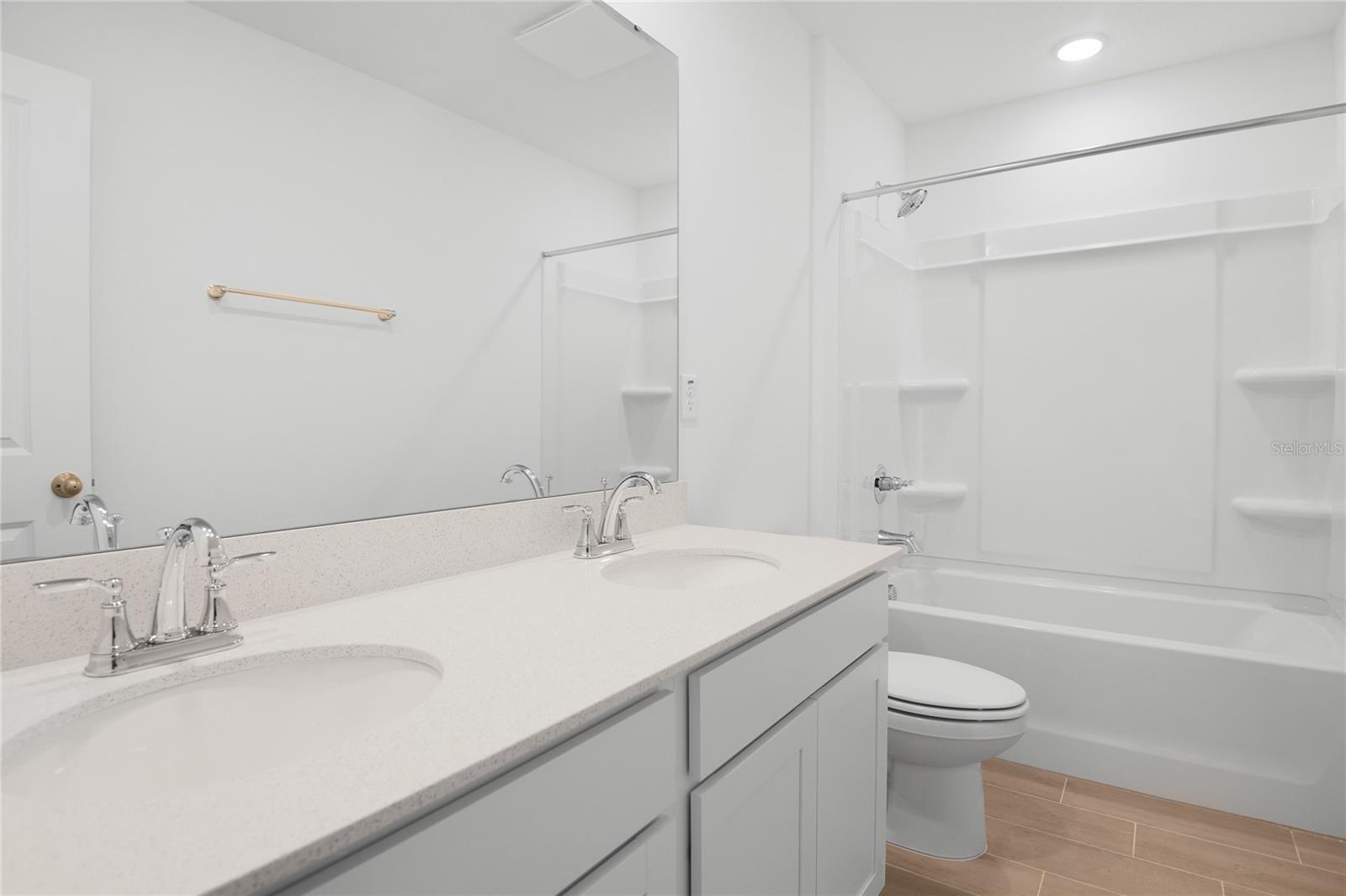 1130 OLIVINE AVE, DUNDEE, FL, 33838