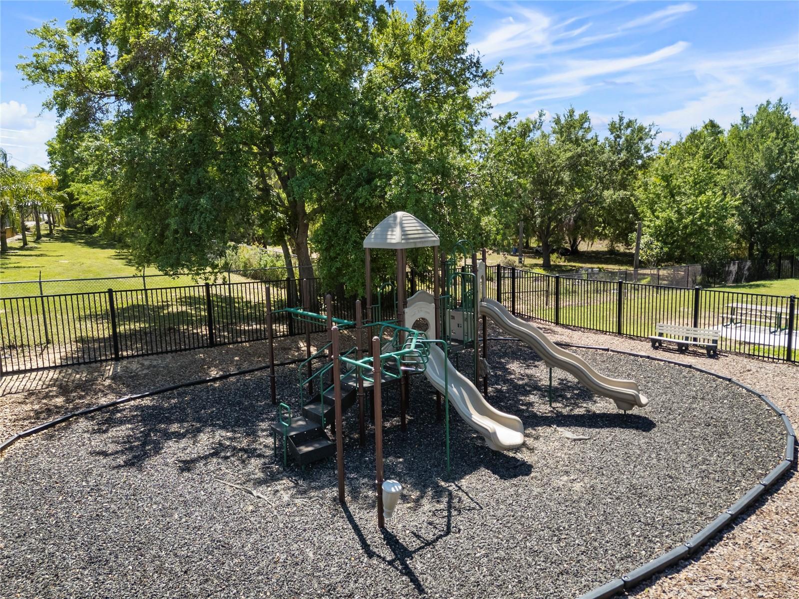 808 GRANDIN ST, DAVENPORT, FL, 33837