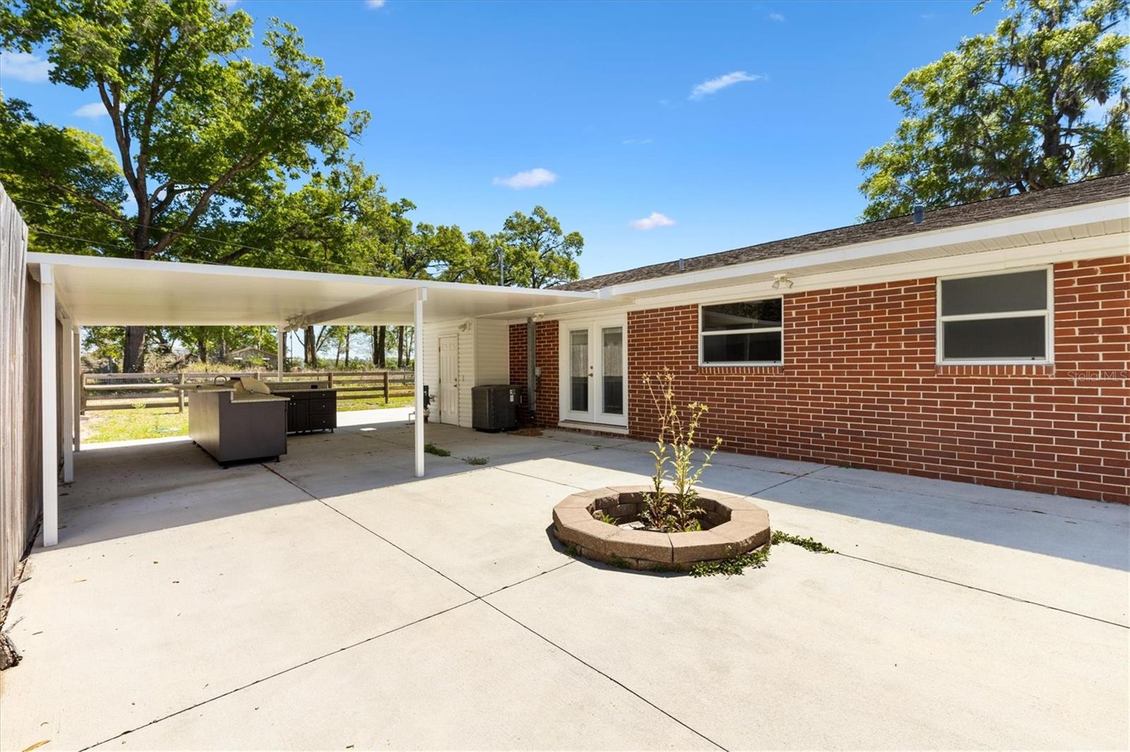 1234 E C-466, OXFORD, FL, 34484