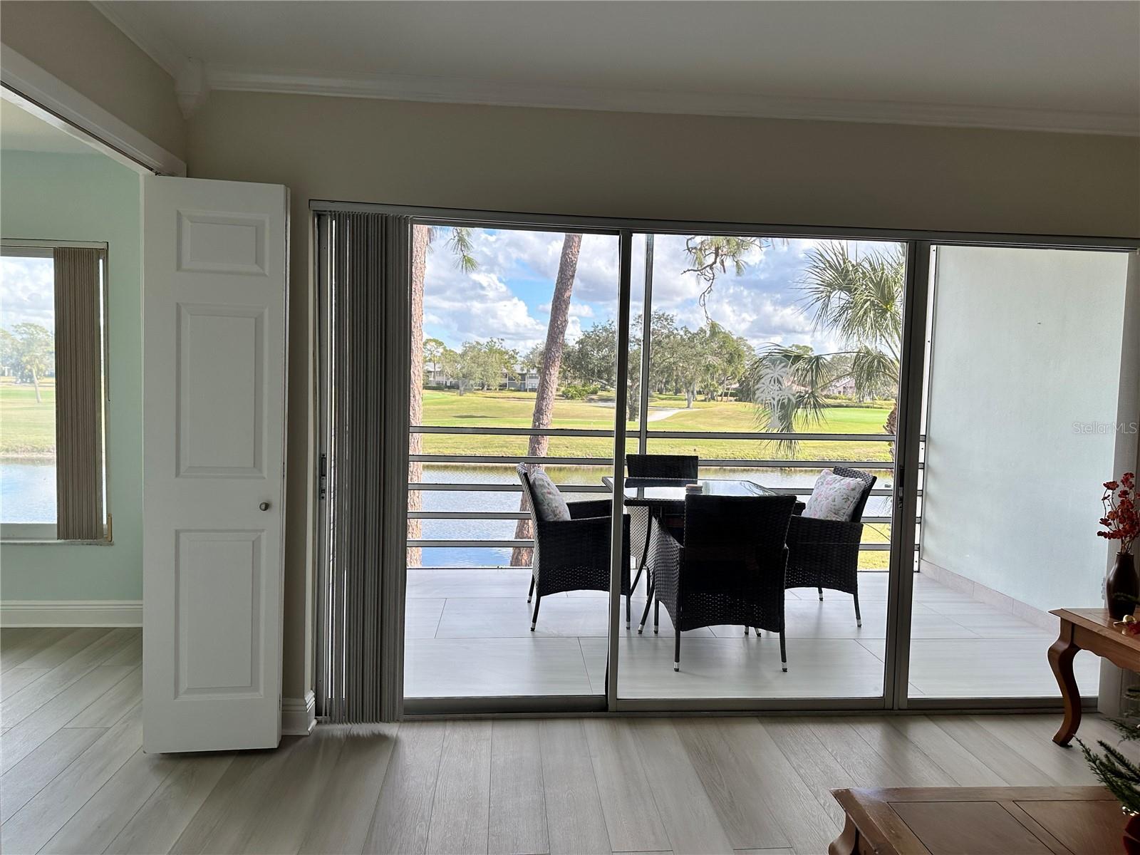 7173 W COUNTRY CLUB DR N #242, SARASOTA, FL, 34243