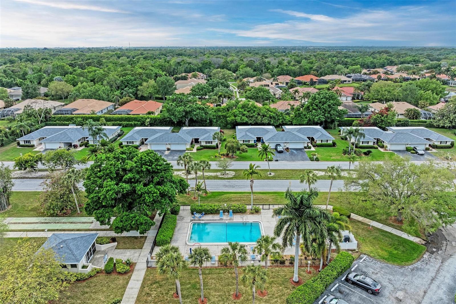 7173 W COUNTRY CLUB DR N #242, SARASOTA, FL, 34243