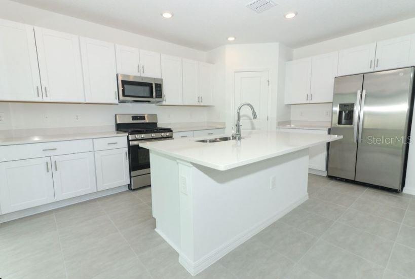 2446 SLIPPERY ROCK ST, AUBURNDALE, FL, 33823