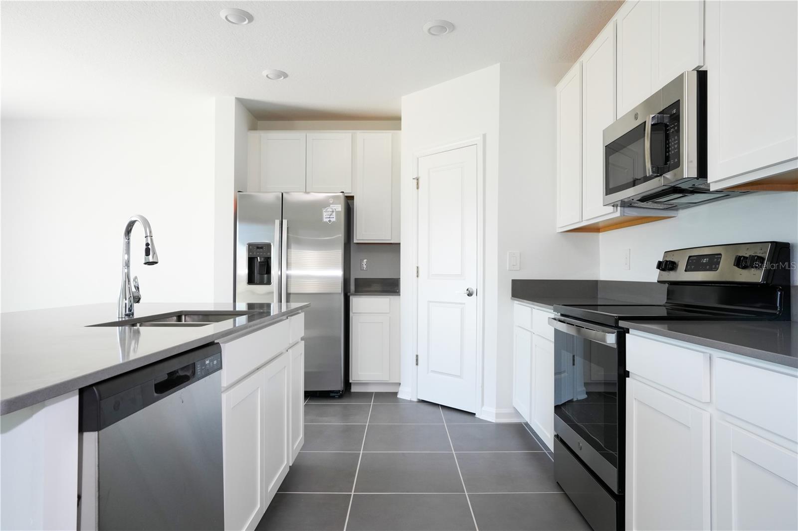 1147 JAMES PAUL RD, DAVENPORT, FL, 33837