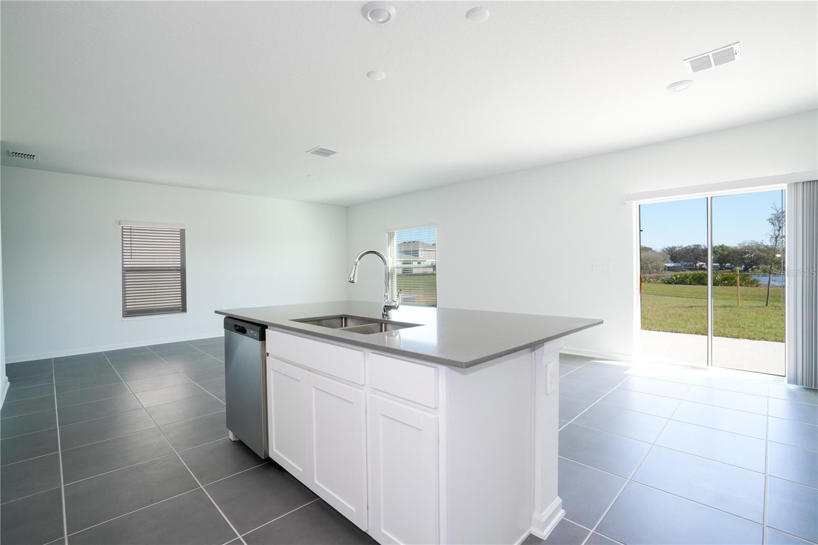 1147 JAMES PAUL RD, DAVENPORT, FL, 33837