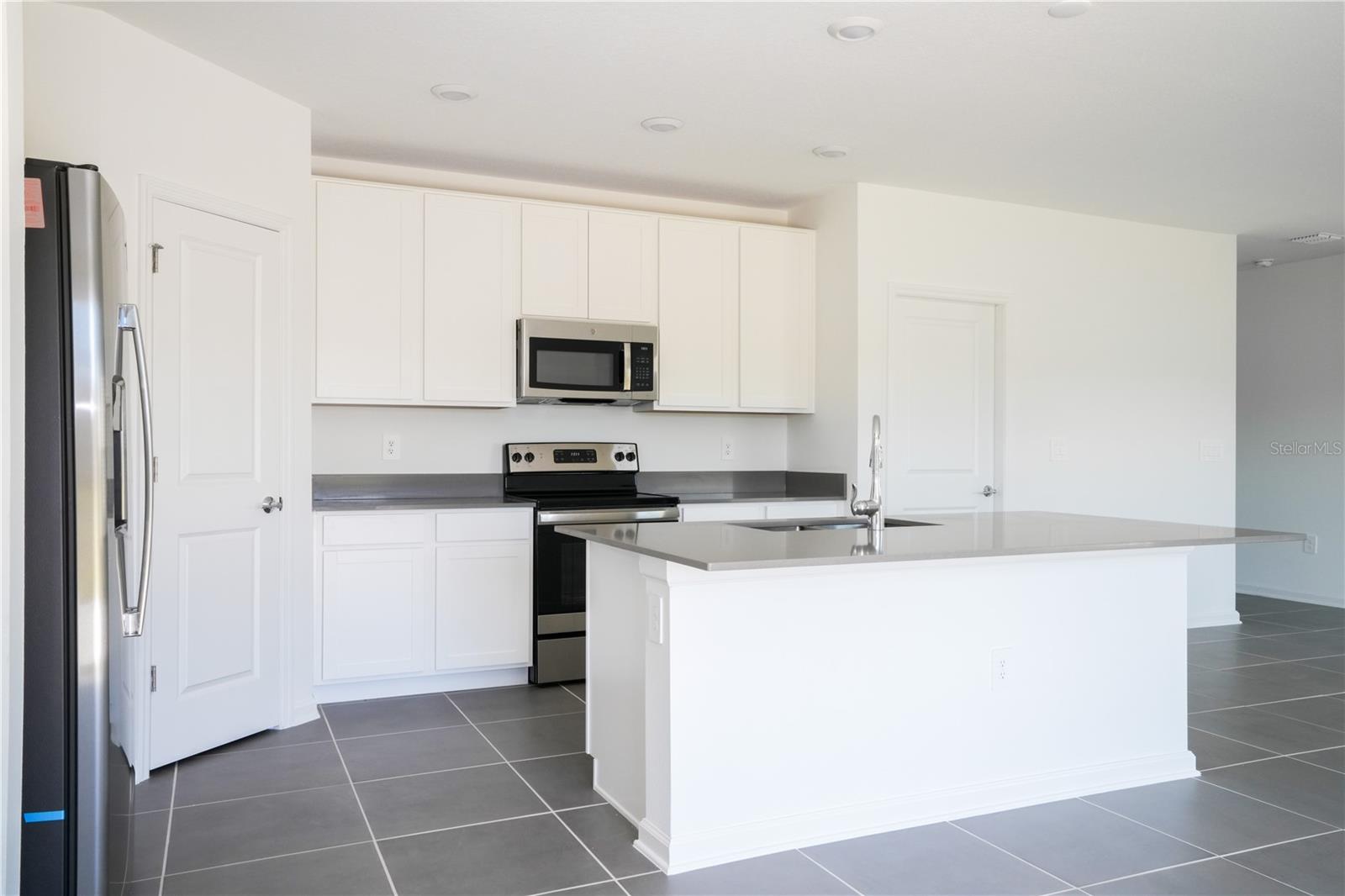 1147 JAMES PAUL RD, DAVENPORT, FL, 33837