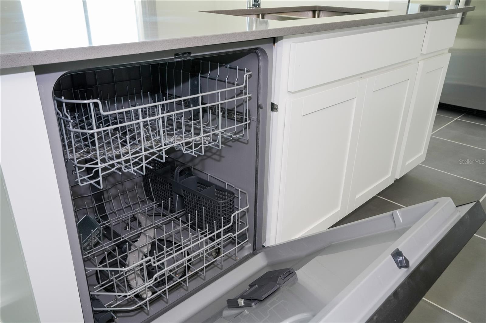 1147 JAMES PAUL RD, DAVENPORT, FL, 33837