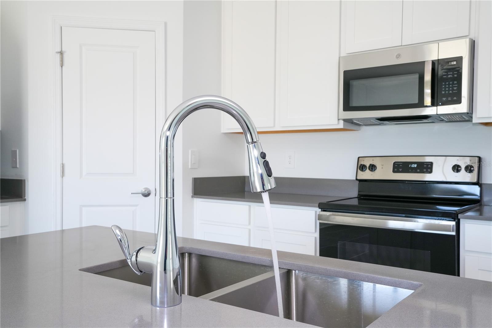 1147 JAMES PAUL RD, DAVENPORT, FL, 33837