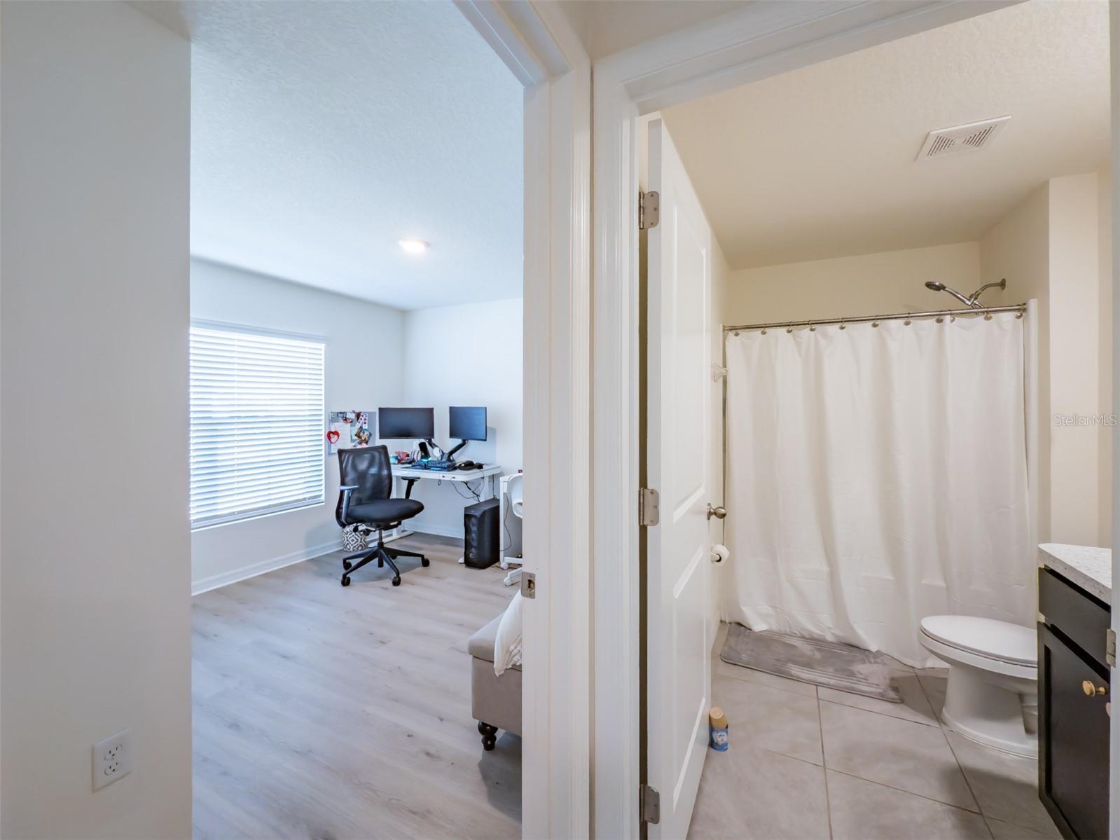 2812 GUMBO LIMBO DR, WIMAUMA, FL, 33598