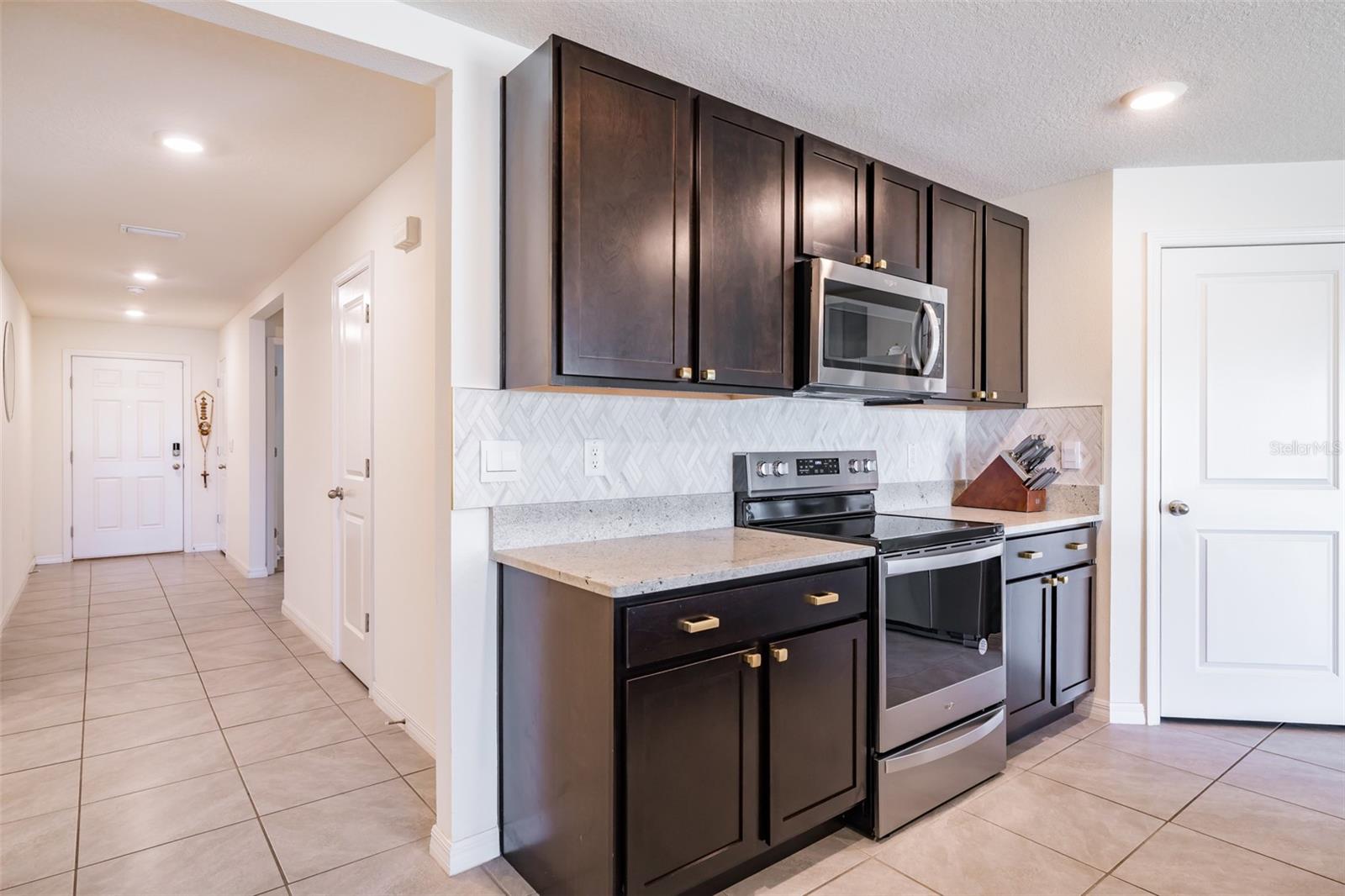 2812 GUMBO LIMBO DR, WIMAUMA, FL, 33598