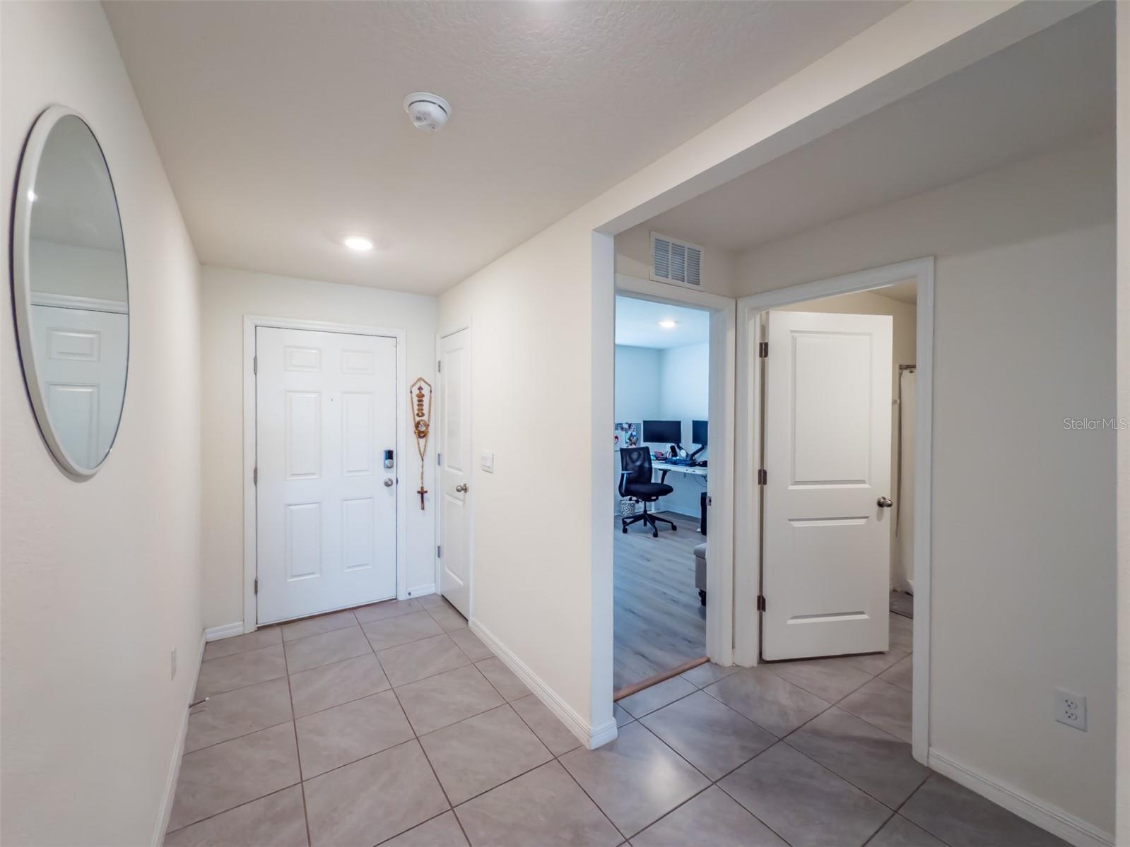 2812 GUMBO LIMBO DR, WIMAUMA, FL, 33598