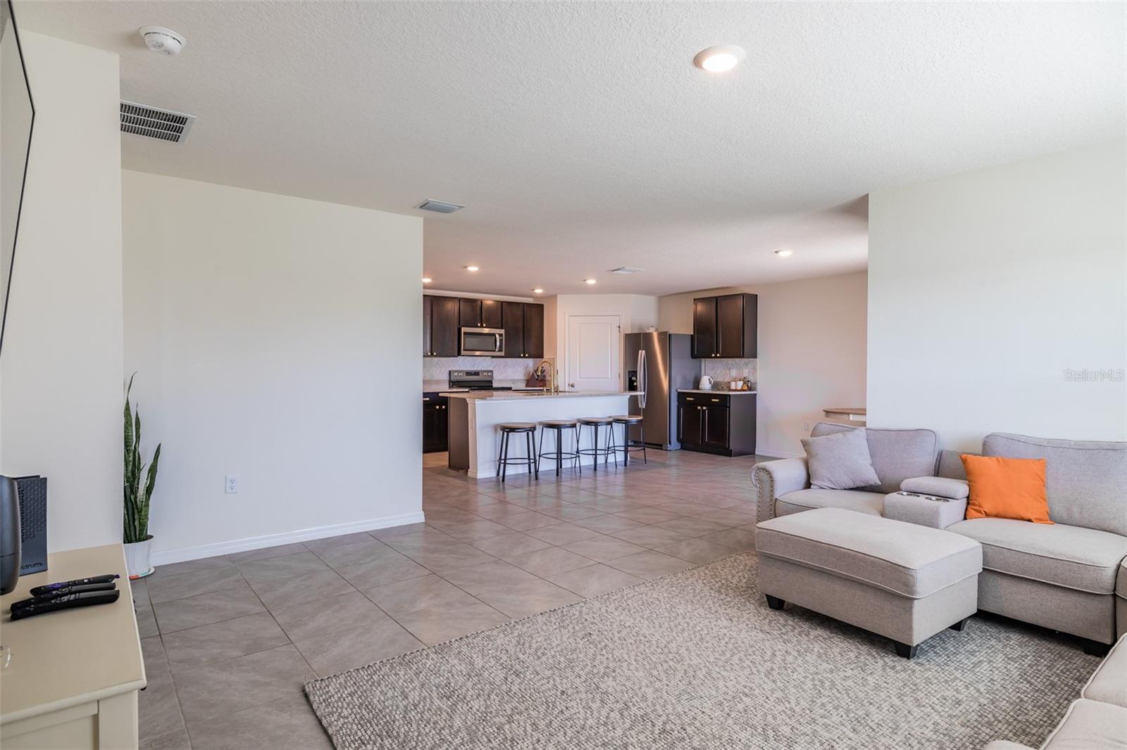 2812 GUMBO LIMBO DR, WIMAUMA, FL, 33598