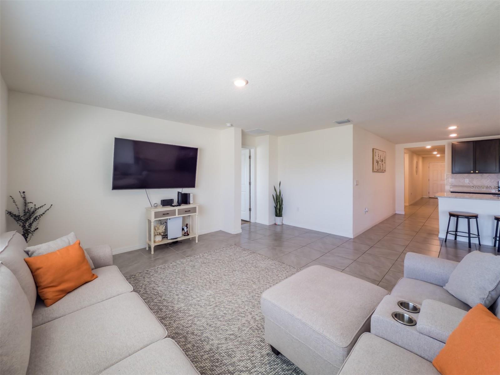 2812 GUMBO LIMBO DR, WIMAUMA, FL, 33598