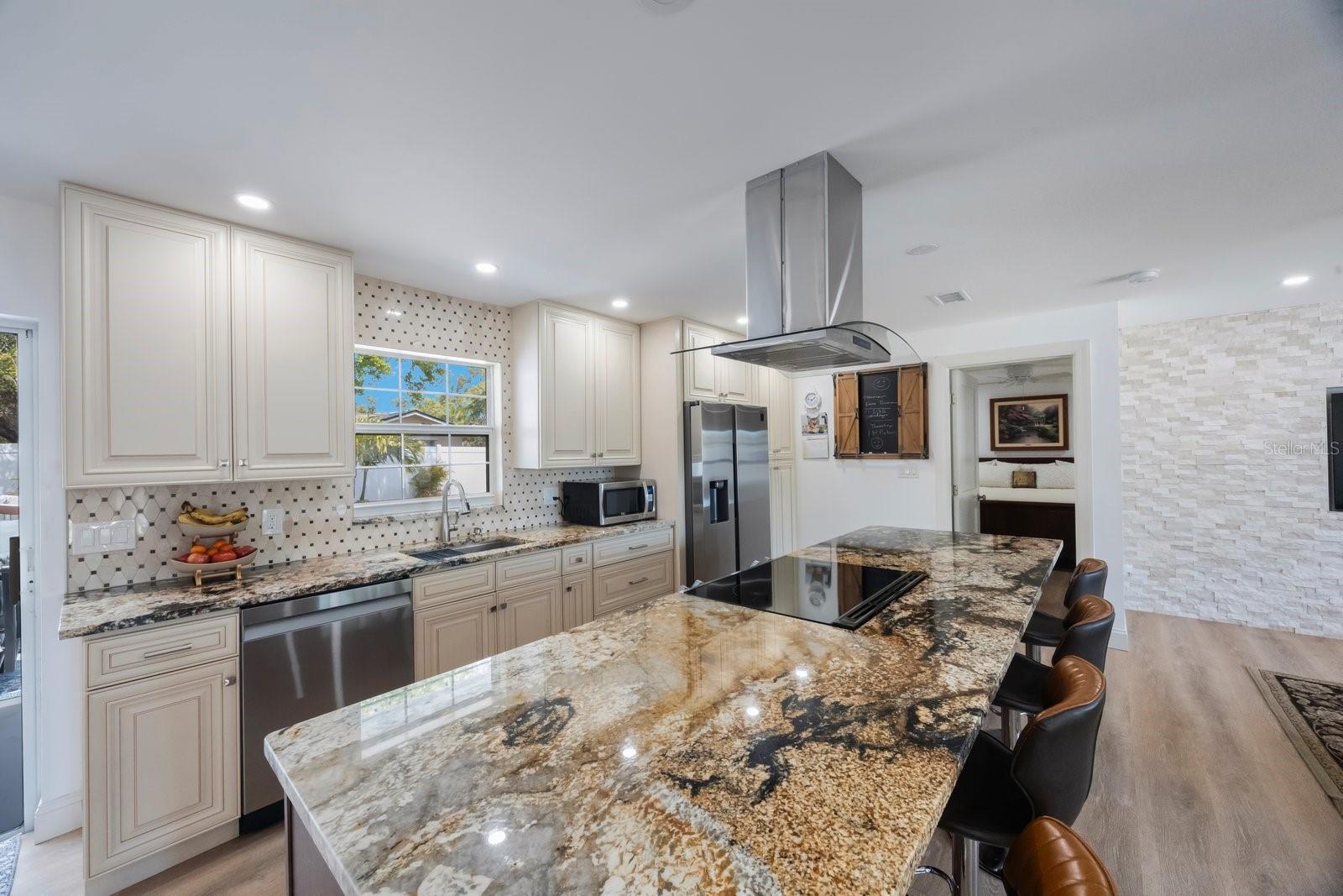 13415 ANDOVA DR, LARGO, FL, 33774