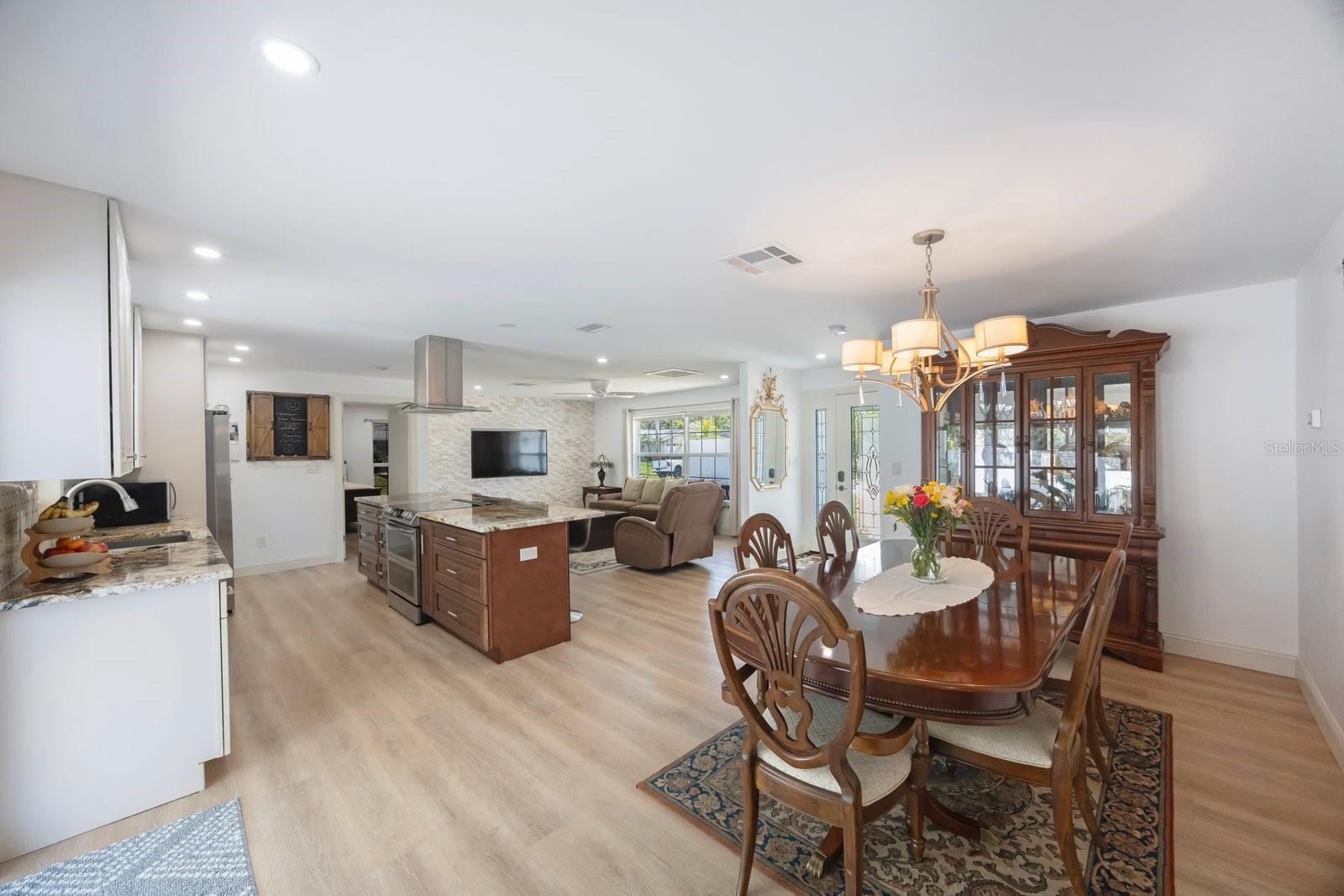 13415 ANDOVA DR, LARGO, FL, 33774