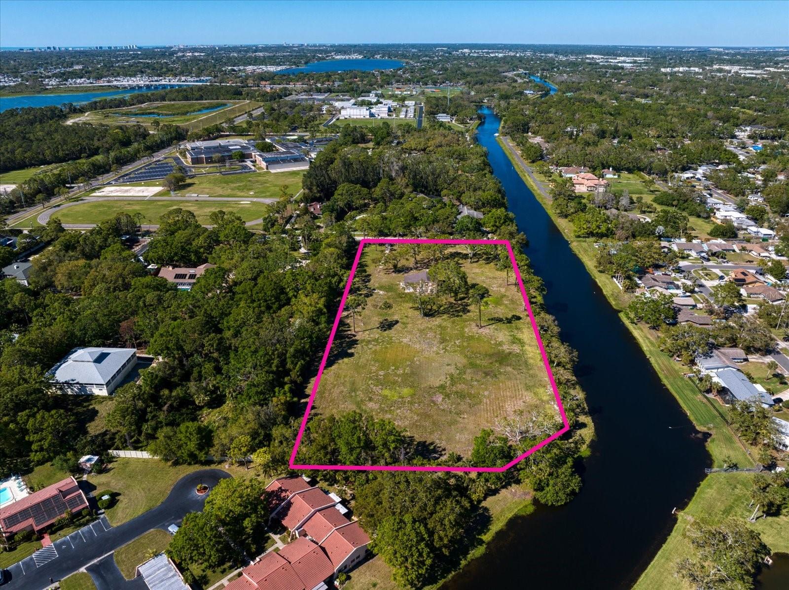 9554 90TH AVE, SEMINOLE, FL, 33777