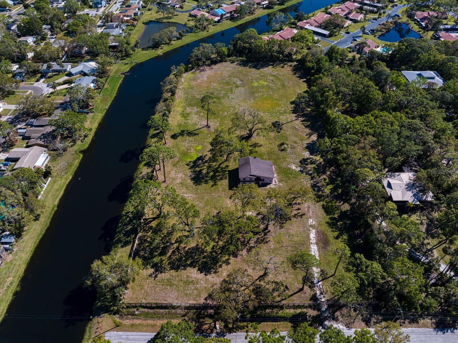9554 90TH AVE, SEMINOLE, FL, 33777