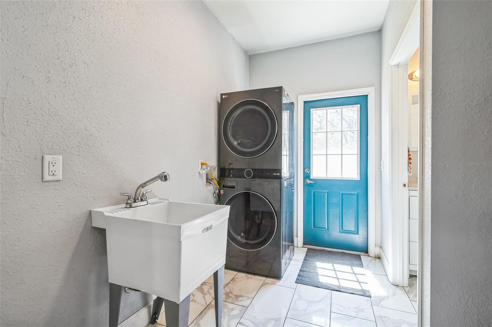 404 NW 5TH ST, MICANOPY, FL, 32667
