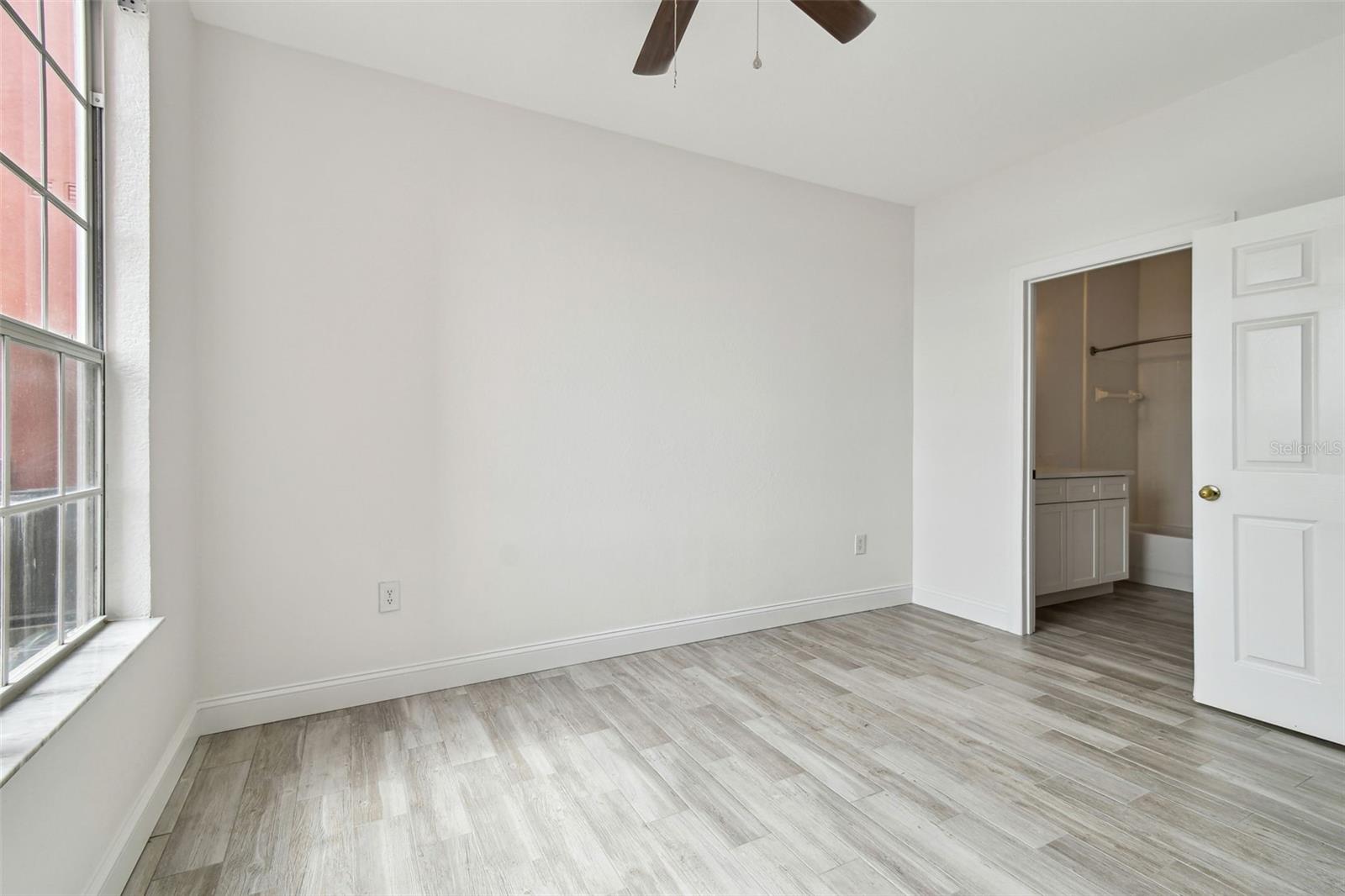9118 LAKE CHASE ISLAND WAY #9118, TAMPA, FL, 33626