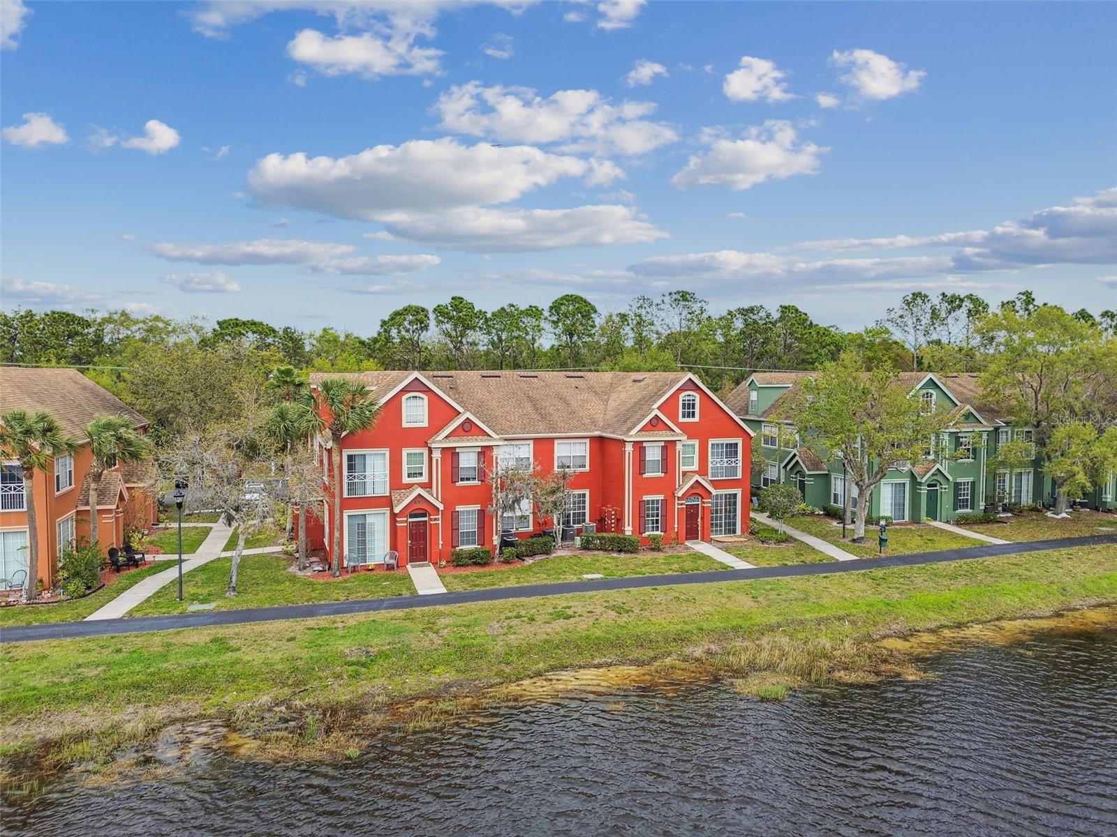 9118 LAKE CHASE ISLAND WAY #9118, TAMPA, FL, 33626